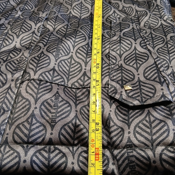 BILLABONG Snowboarding Jacket - GIRLS/JUNIOR LARGE - Picture 14 of 16